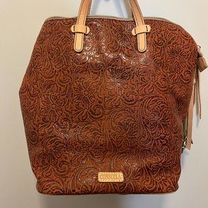 Consuela Sally Sling like new!